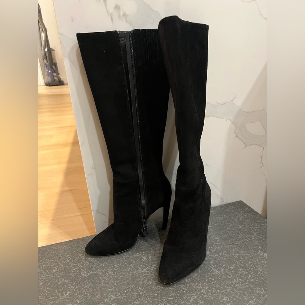 (Like new) Via Spiga Bethany Suede leather Boots